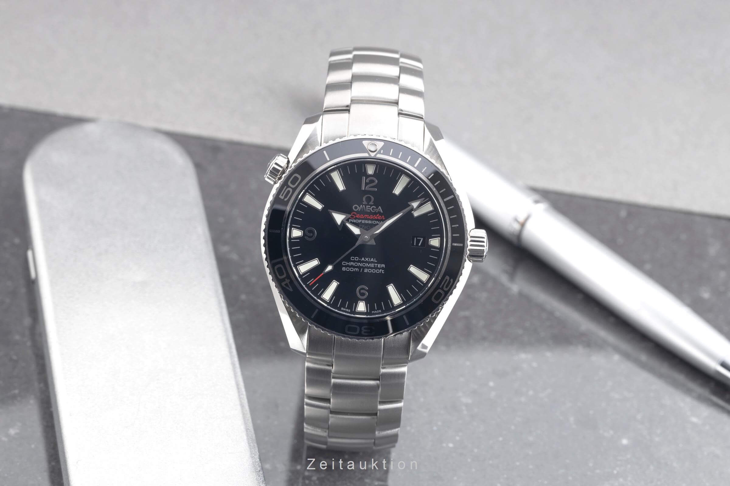 Omega Seamaster acciaio automatismo Kal. 2500C Ref. 222.30.42.20.01.001 LIMITED EDITION | Zeitauktion