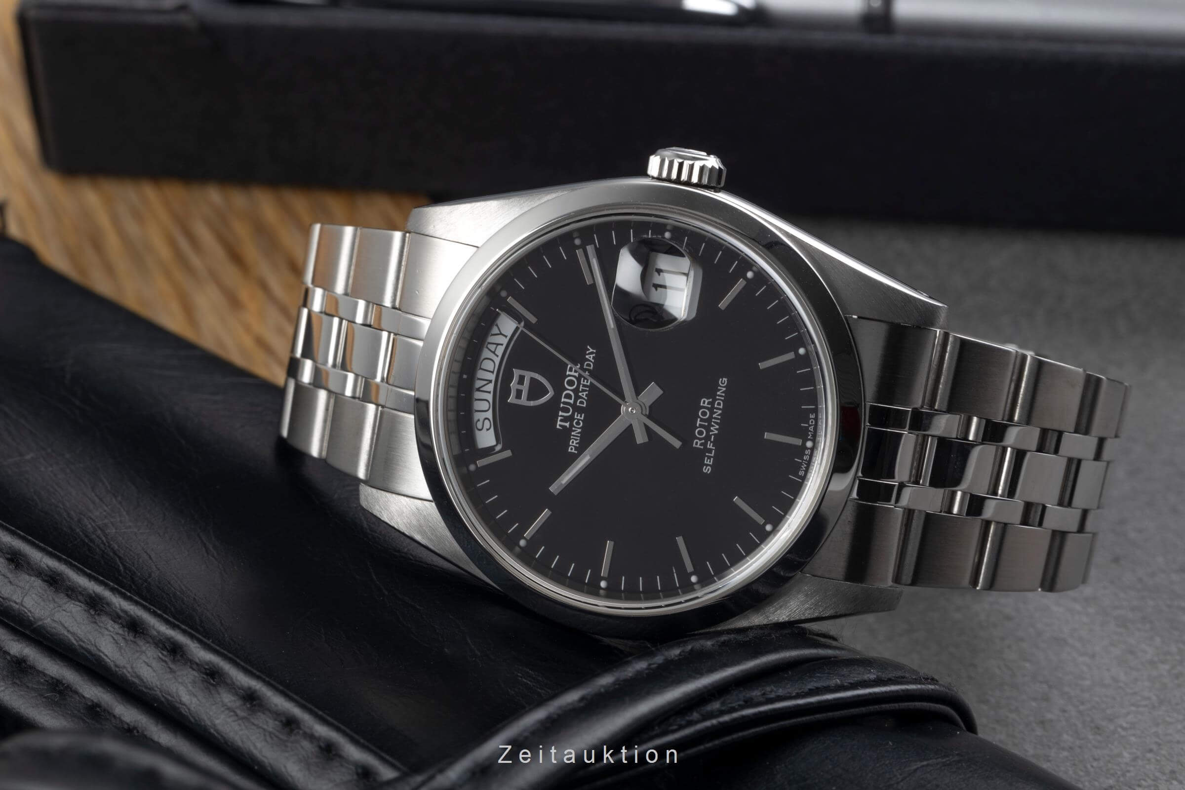 Tudor Date-Day acciaio automatismo Ref. 76200  | Zeitauktion