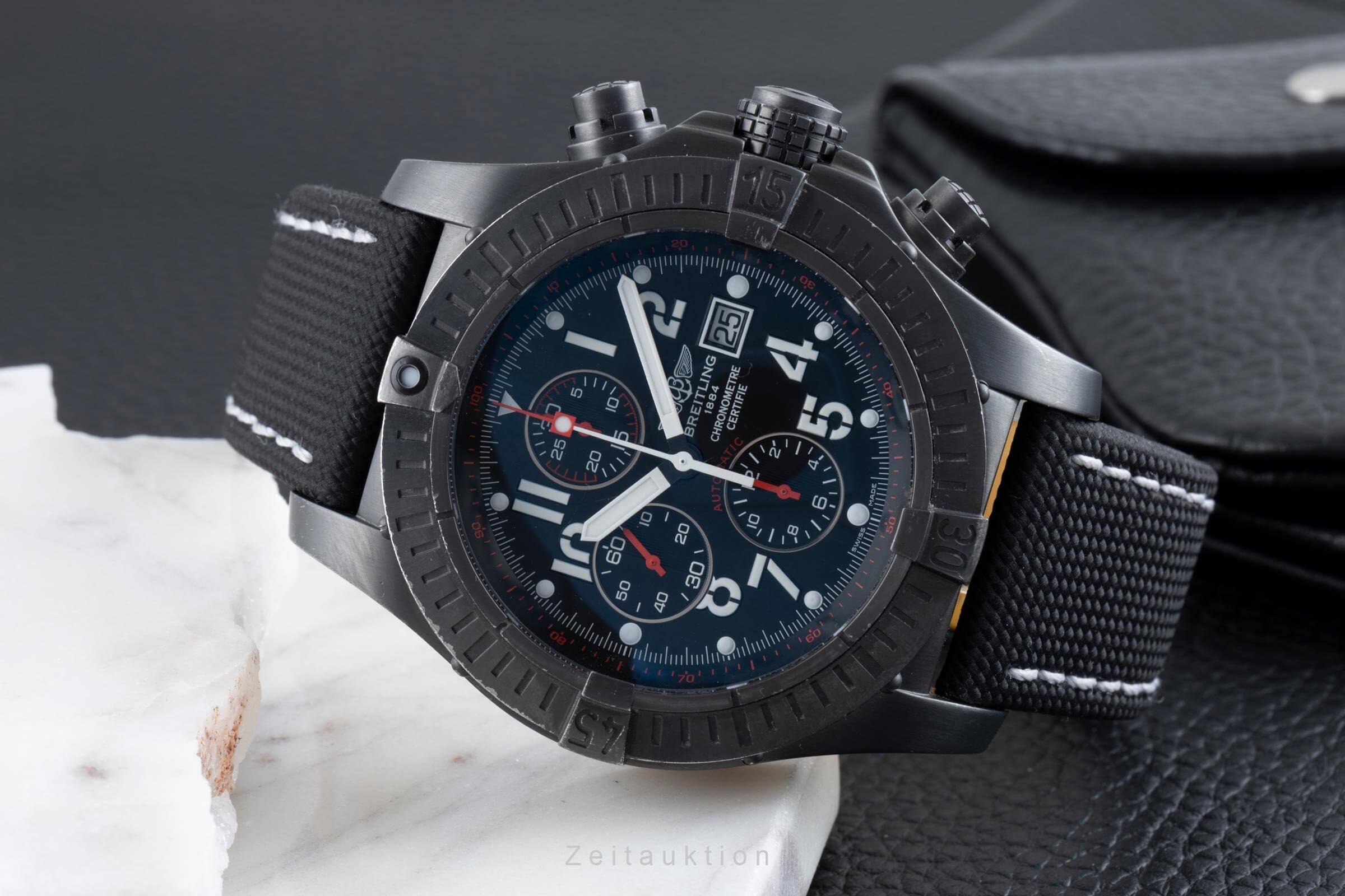 Breitling Super Avenger cronografo acciaio automatismo Kal. B13 Ref. M13370 LIMITED EDITION | Zeitauktion