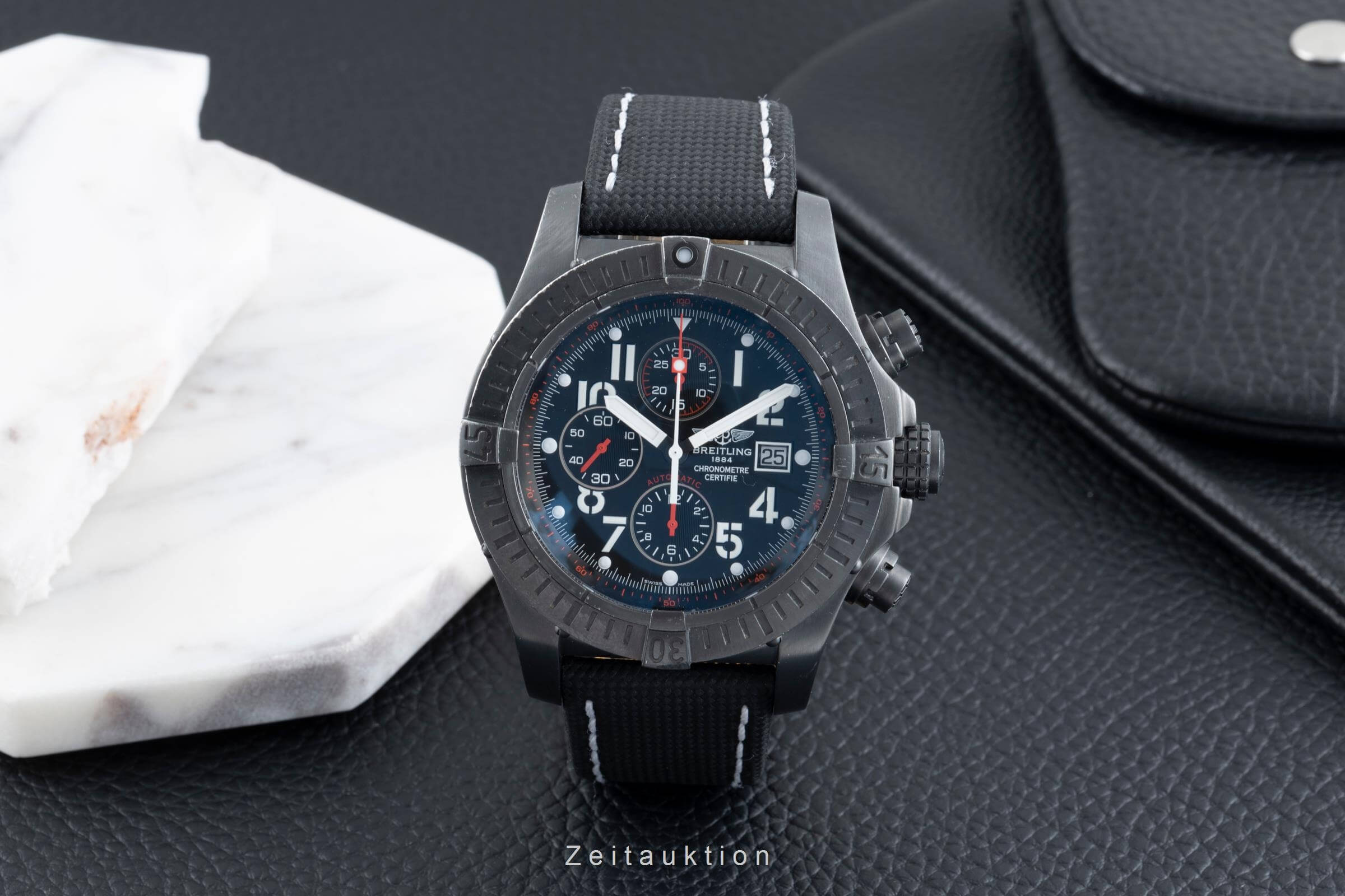 Breitling Super Avenger cronografo acciaio automatismo Kal. B13 Ref. M13370 LIMITED EDITION | Zeitauktion