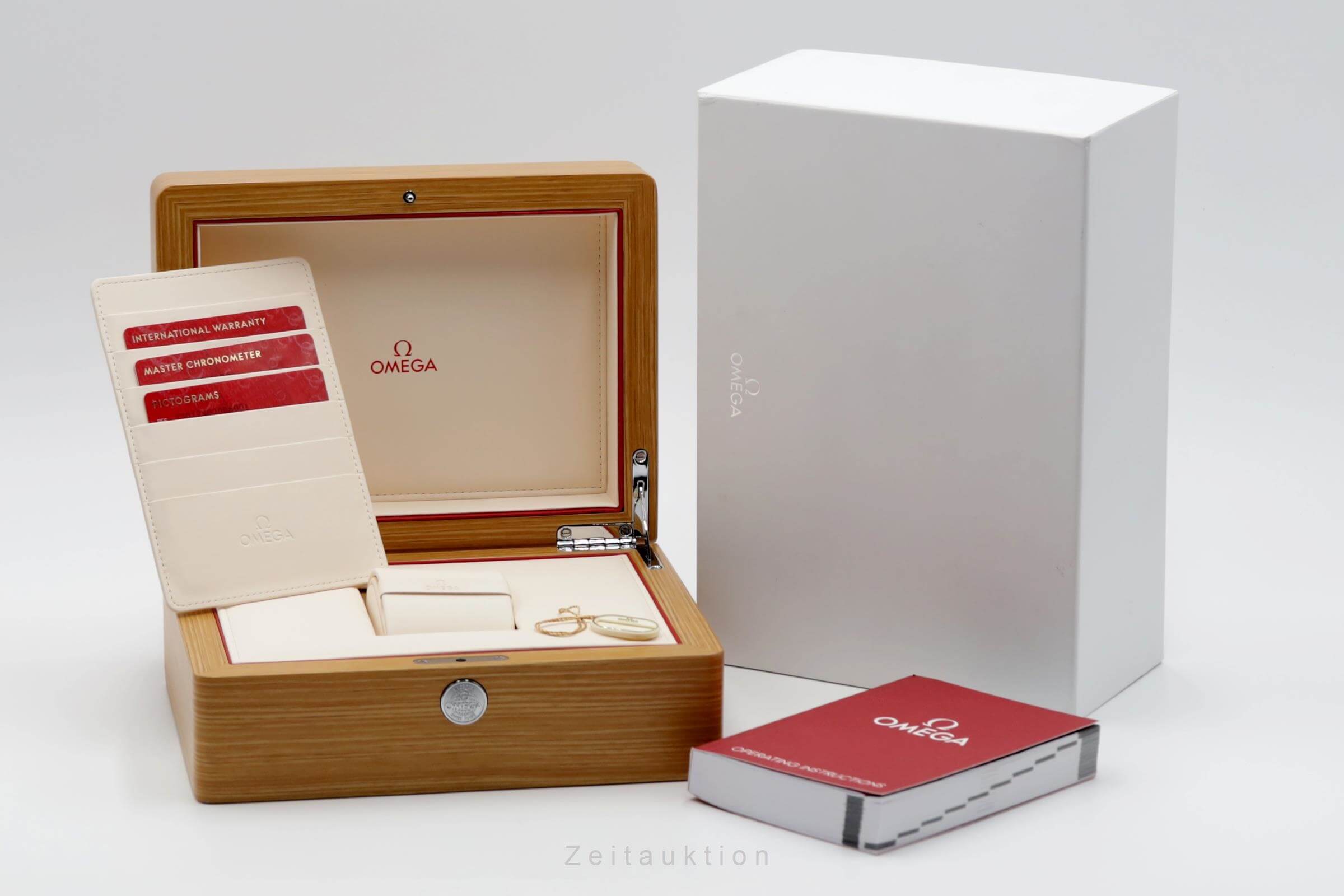 Omega Railmaster acciaio automatismo Kal. 8806 Ref. 220.12.40.20.06.001  | Zeitauktion