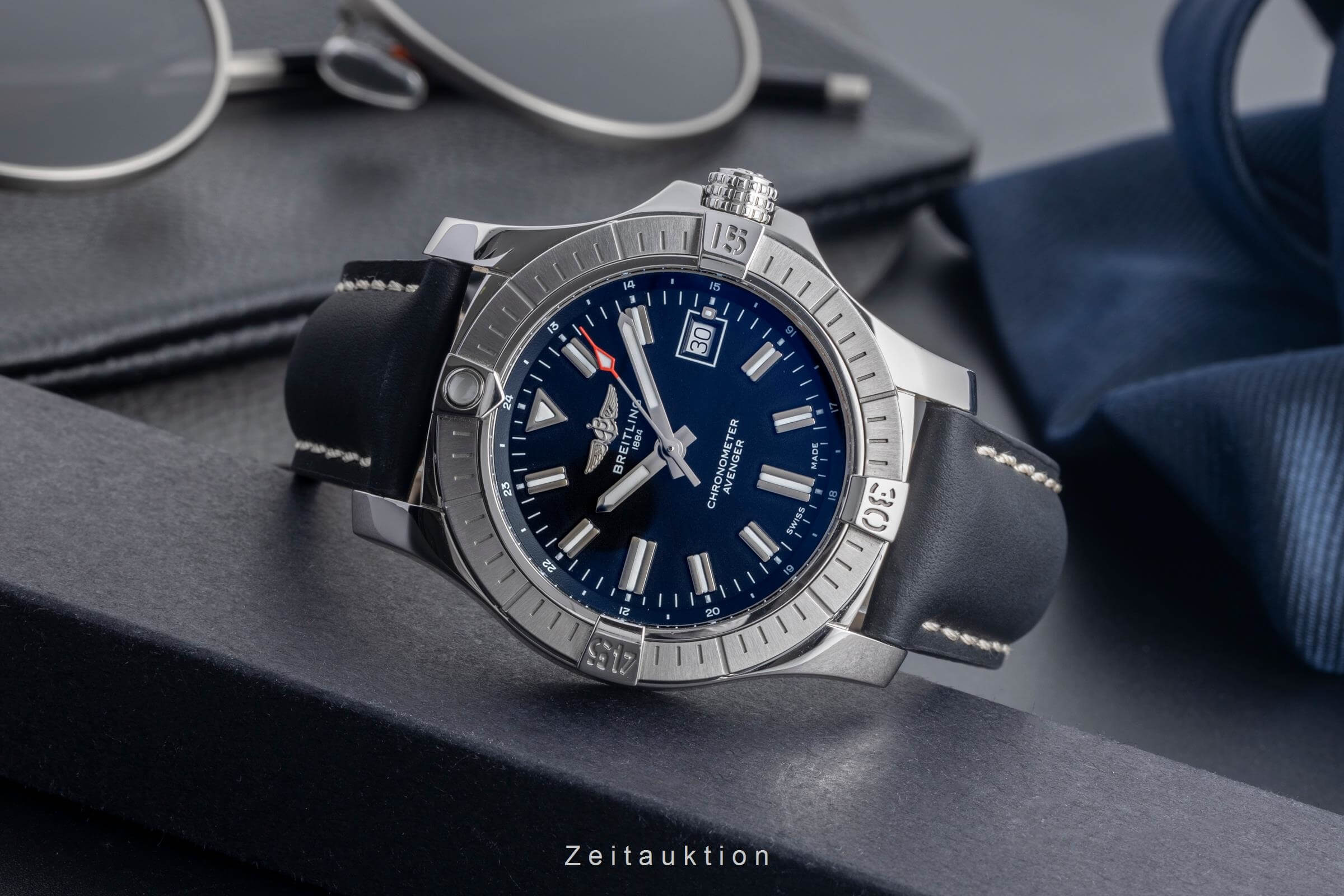 Breitling Avenger acciaio automatismo Kal. B17 Ref. A17318  | Zeitauktion