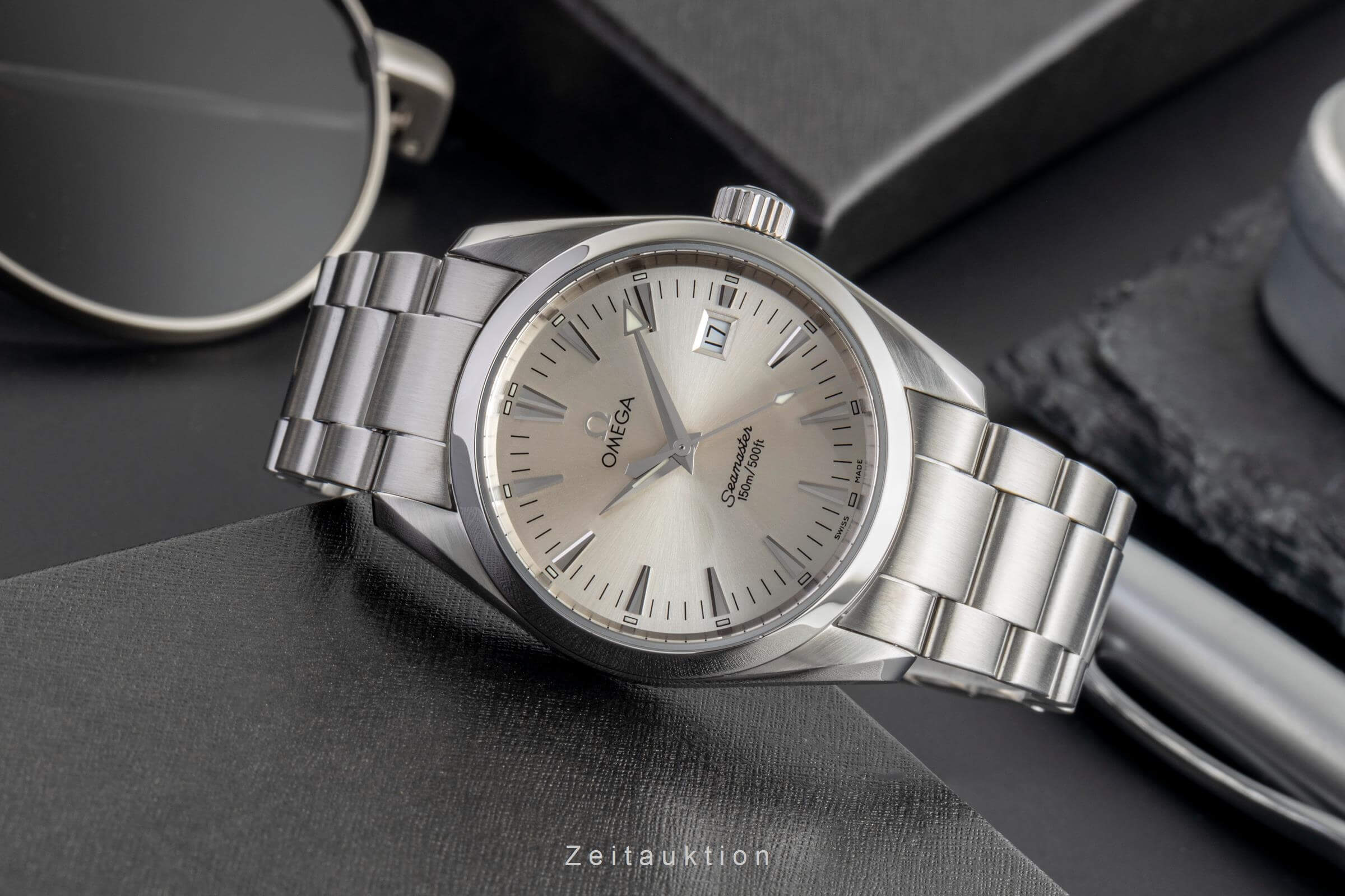 Omega Seamaster acero cuarzo Kal. 1538 Ref. 2518.30.00  | Zeitauktion