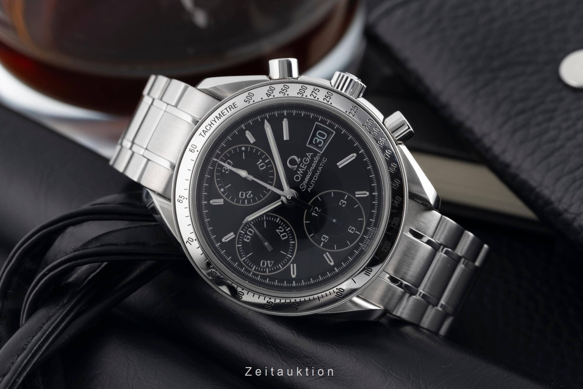 Omega Speedmaster Date chronograph steel automatic Kal. 1164 Ref. 3513.50.00  | Zeitauktion