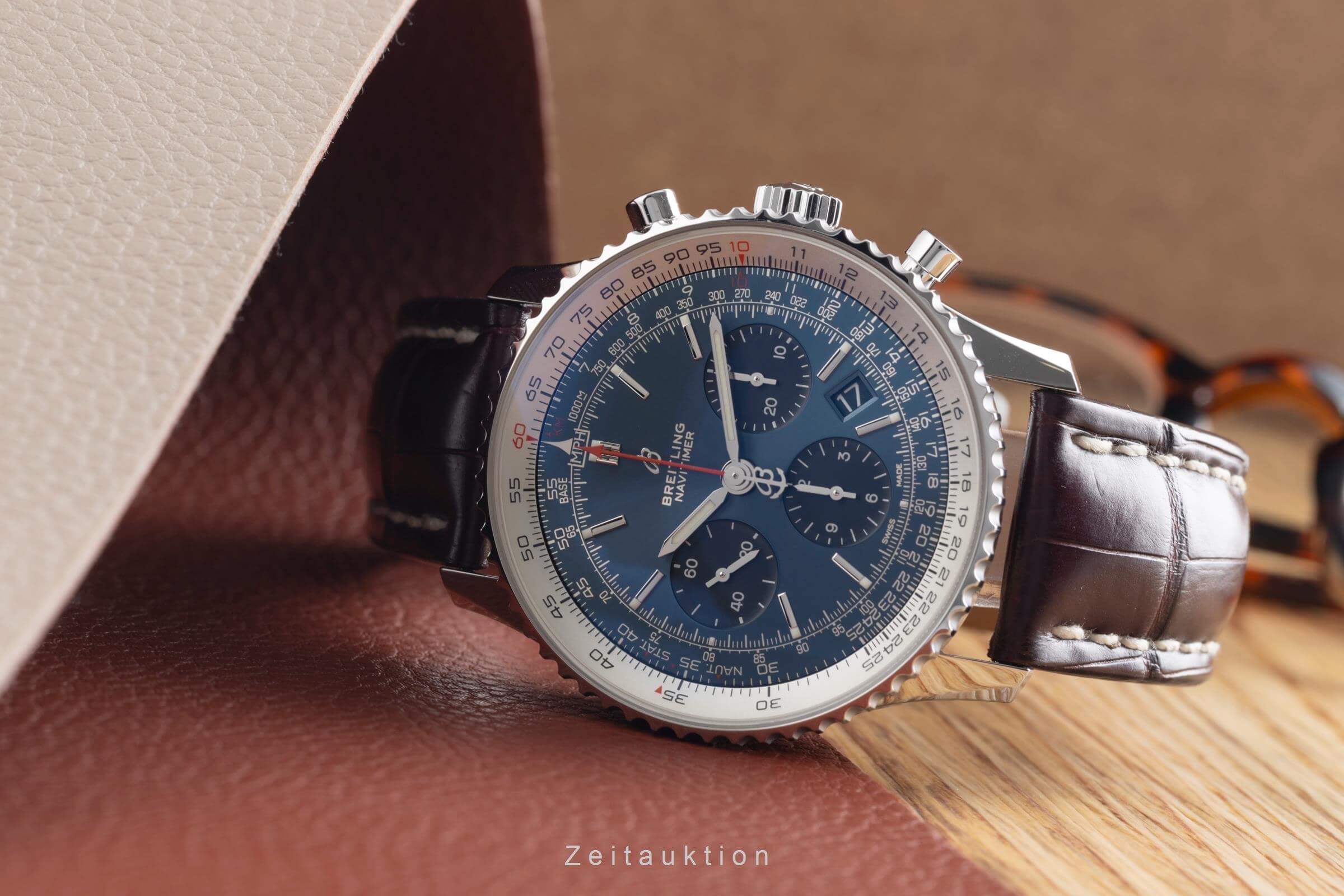 Breitling Navitimer 01 cronografo acciaio automatismo Kal. B01 Ref. AB0121211C1P1  | Zeitauktion