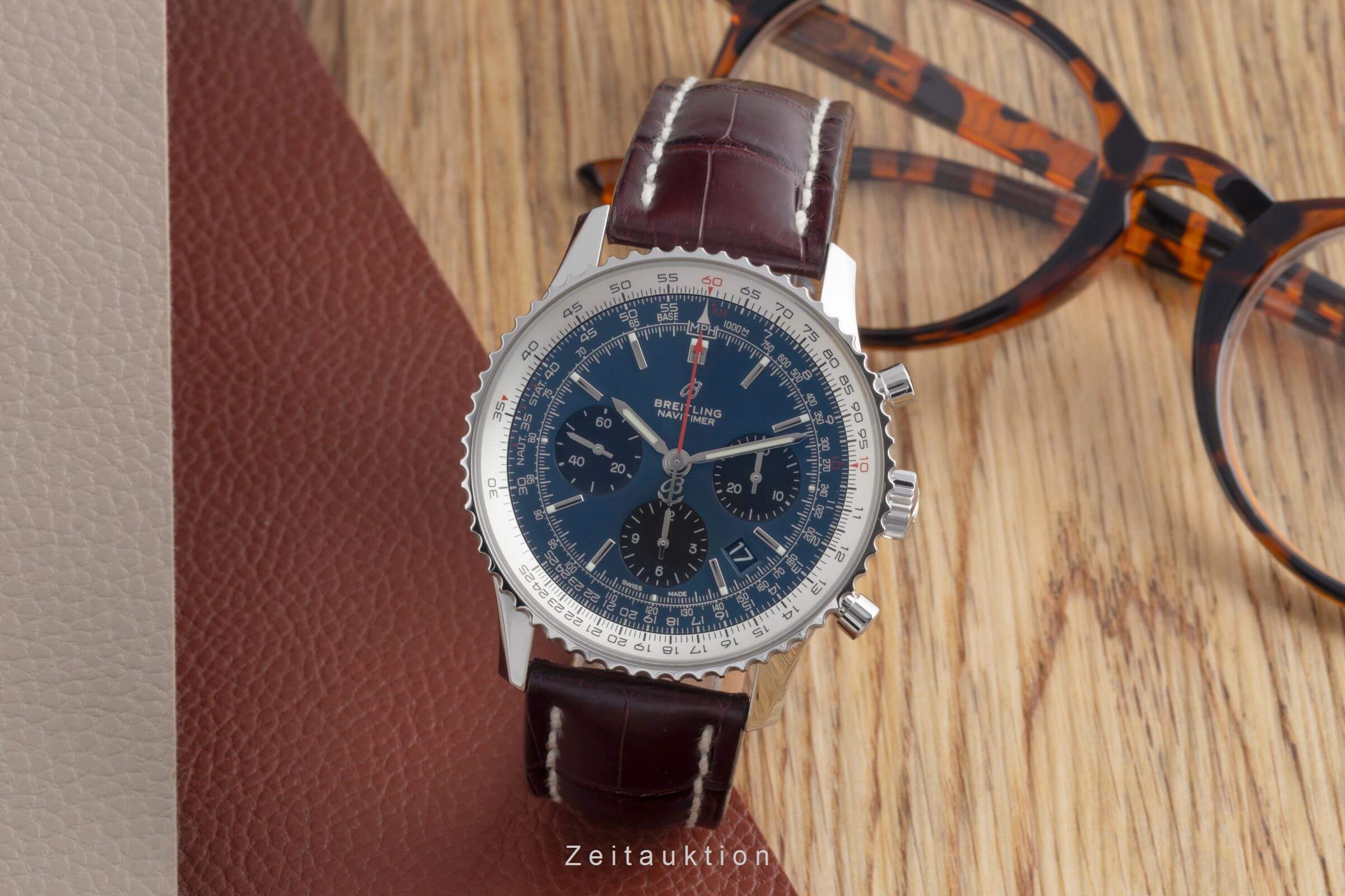 Breitling Navitimer 01 cronografo acciaio automatismo Kal. B01 Ref. AB0121211C1P1  | Zeitauktion