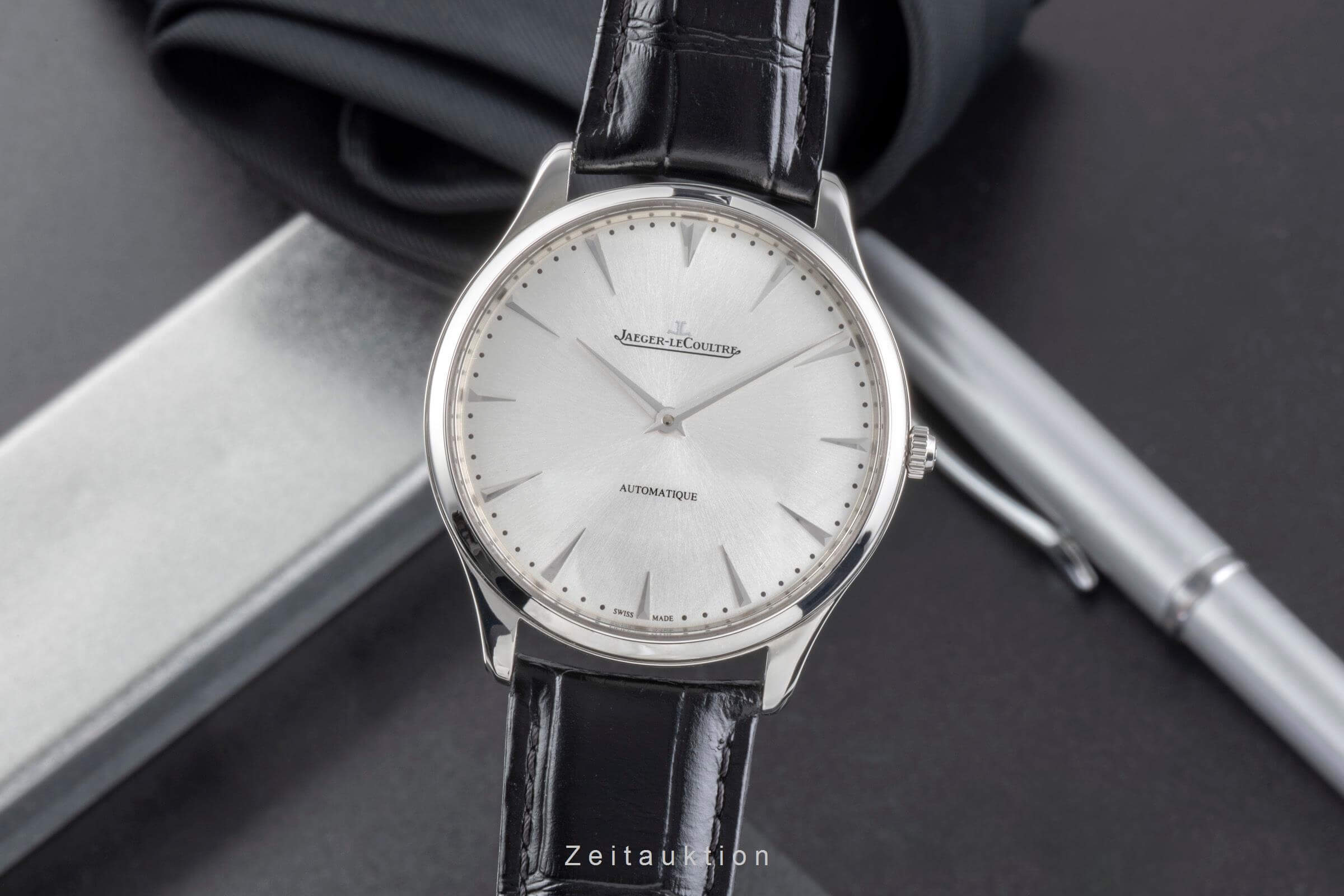 Jaeger-LeCoultre Master Ultra Thin acier automatique Kal. 898C Ref. Q133842, 170.8.37  | Zeitauktion