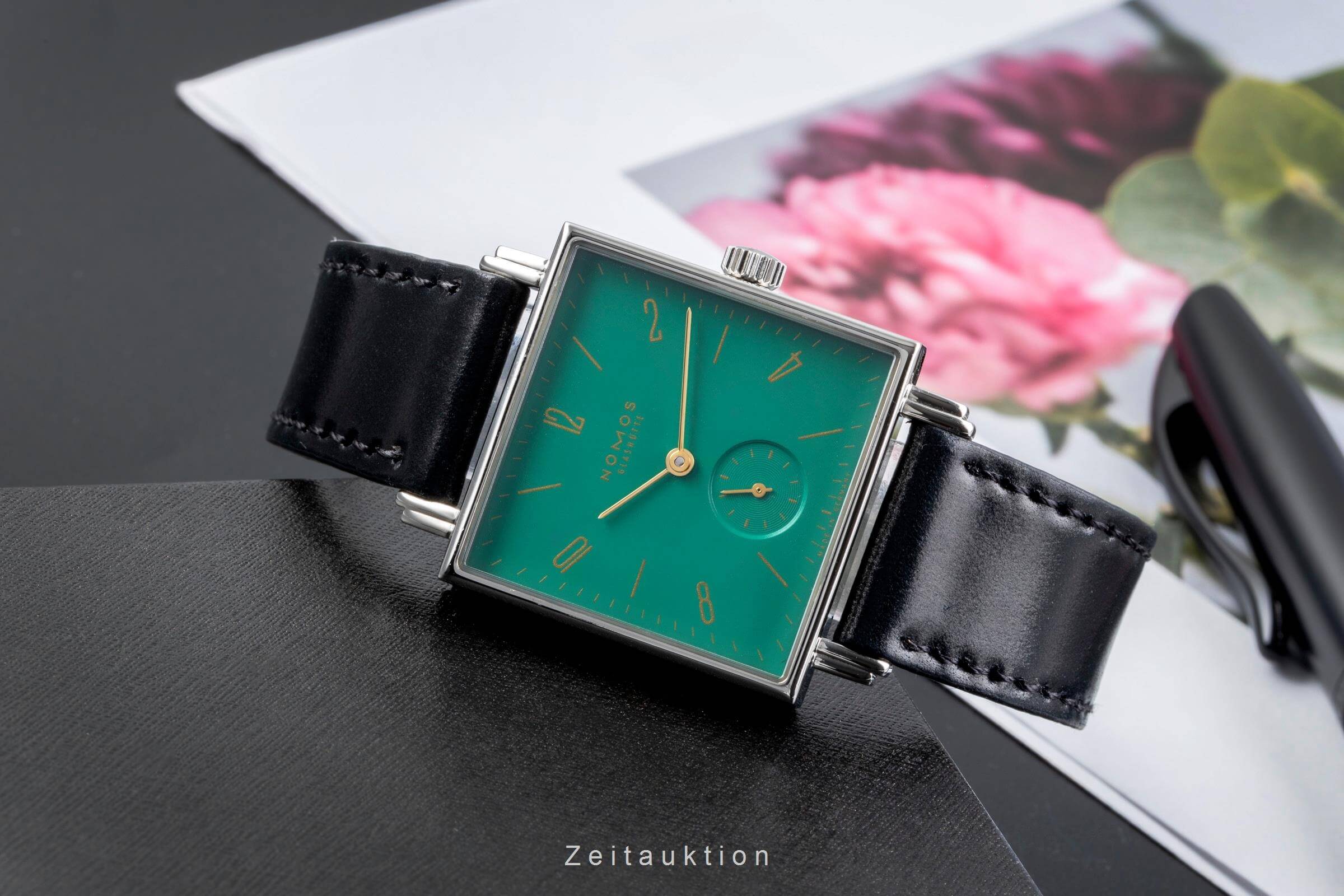 Nomos Tetra Stahl Handaufzug Kal. Alpha Ref. 489  | Zeitauktion
