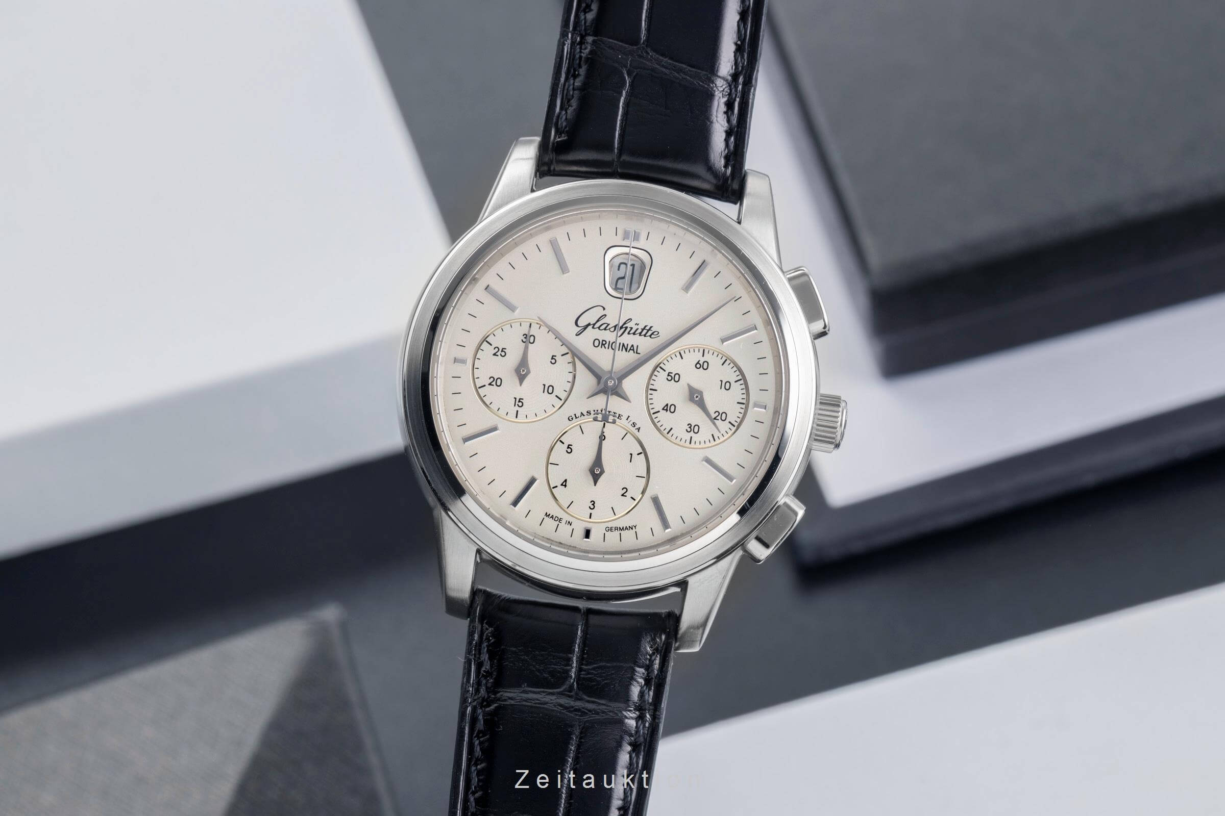 Glashütte Original Senator chronographe acier automatique Kal. GUB 39 Ref. 39-32-11-13-04  | Zeitauktion