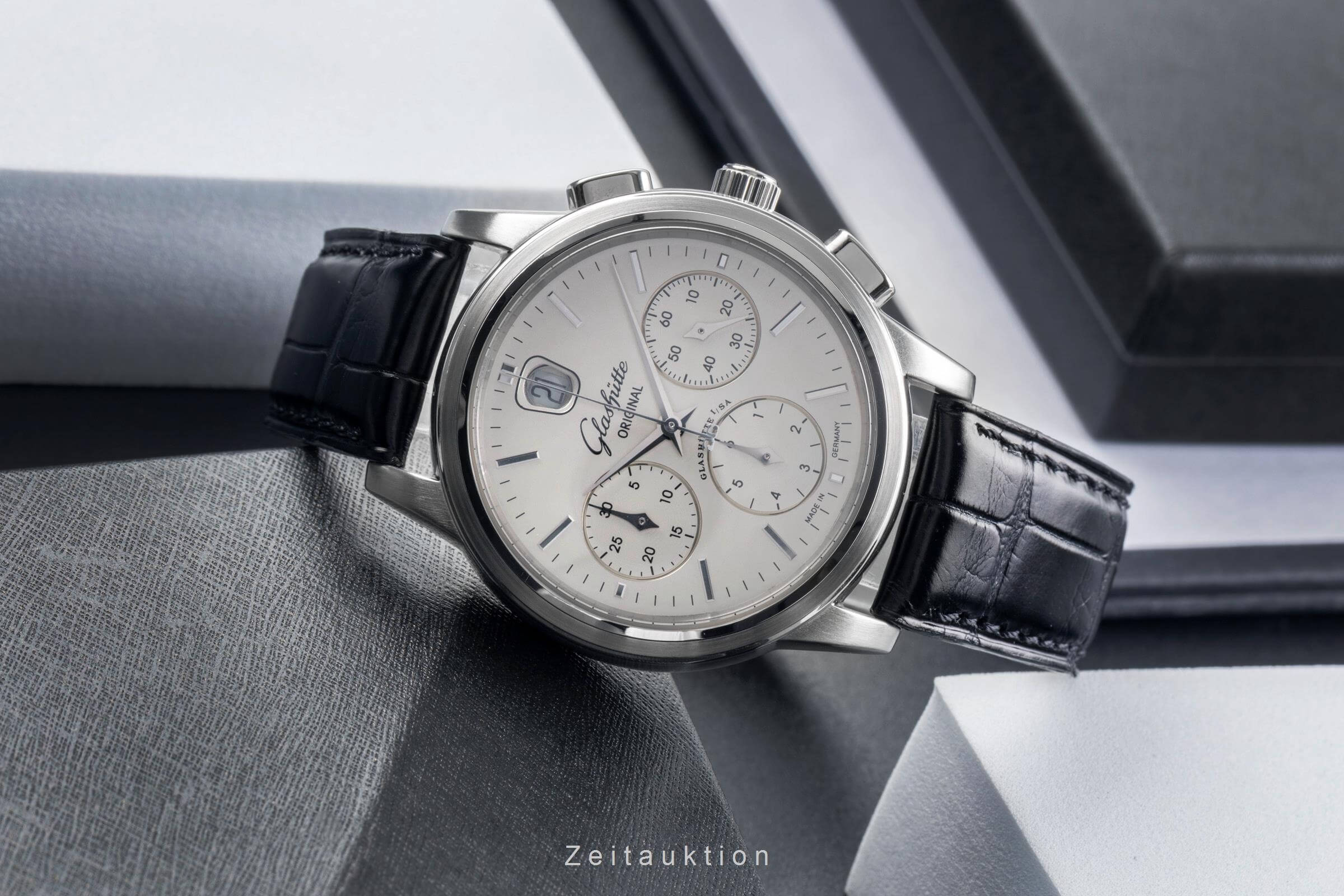 Glashütte Original Senator chronographe acier automatique Kal. GUB 39 Ref. 39-32-11-13-04  | Zeitauktion