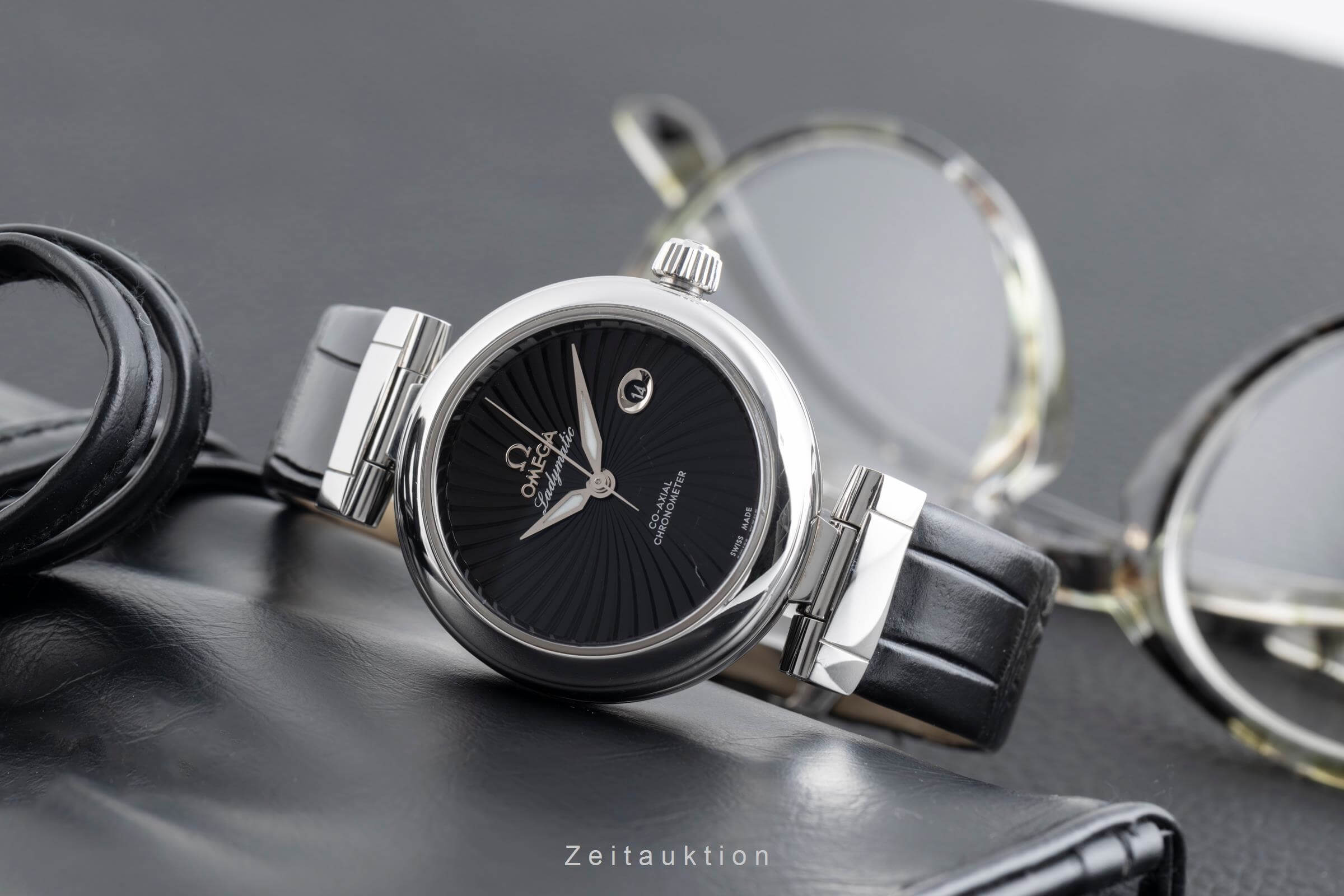 Omega Ladymatic Stahl Automatik Kal. 8520 Ref. 425.33.34.20.01.001  | Zeitauktion