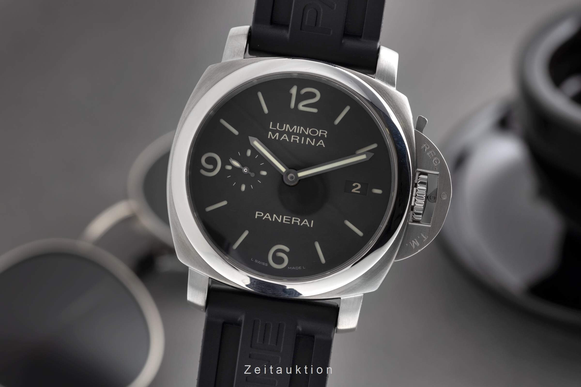 Panerai Luminor Marina steel automatic Kal. P.9000 Ref. PAM00328  | Zeitauktion