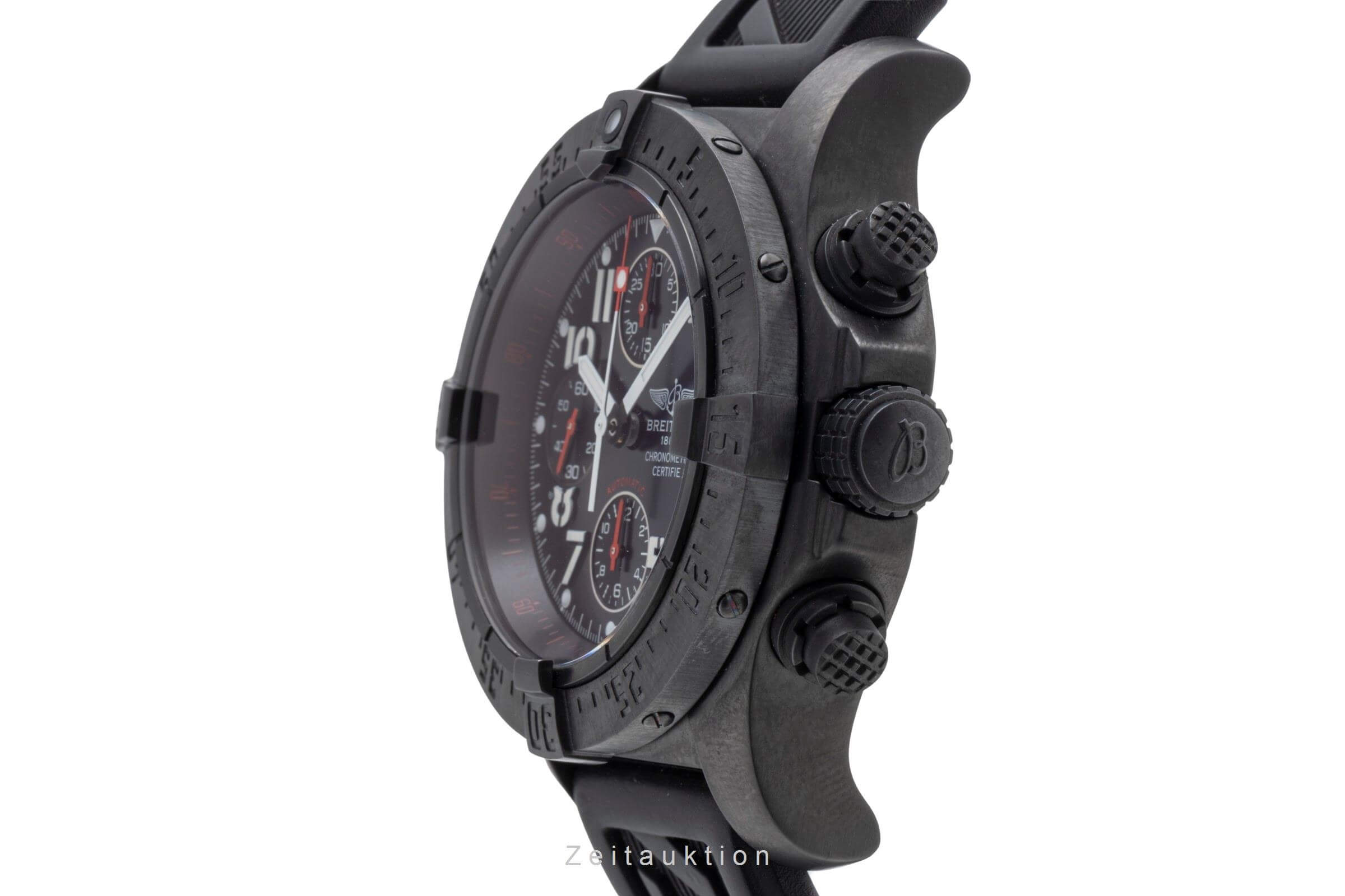 Breitling Avenger Skyland chronographe acier automatique Kal. B13 Ref. M13380 LIMITED EDITION | Zeitauktion