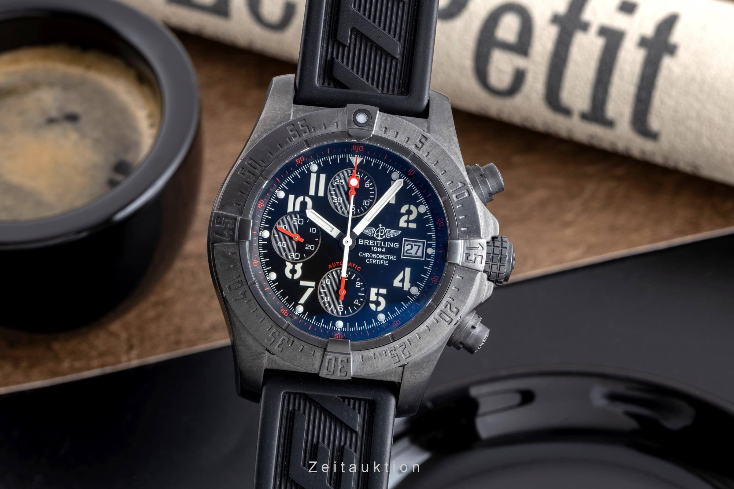 Breitling Avenger Skyland chronographe acier automatique Kal. B13 Ref. M13380 LIMITED EDITION | Zeitauktion