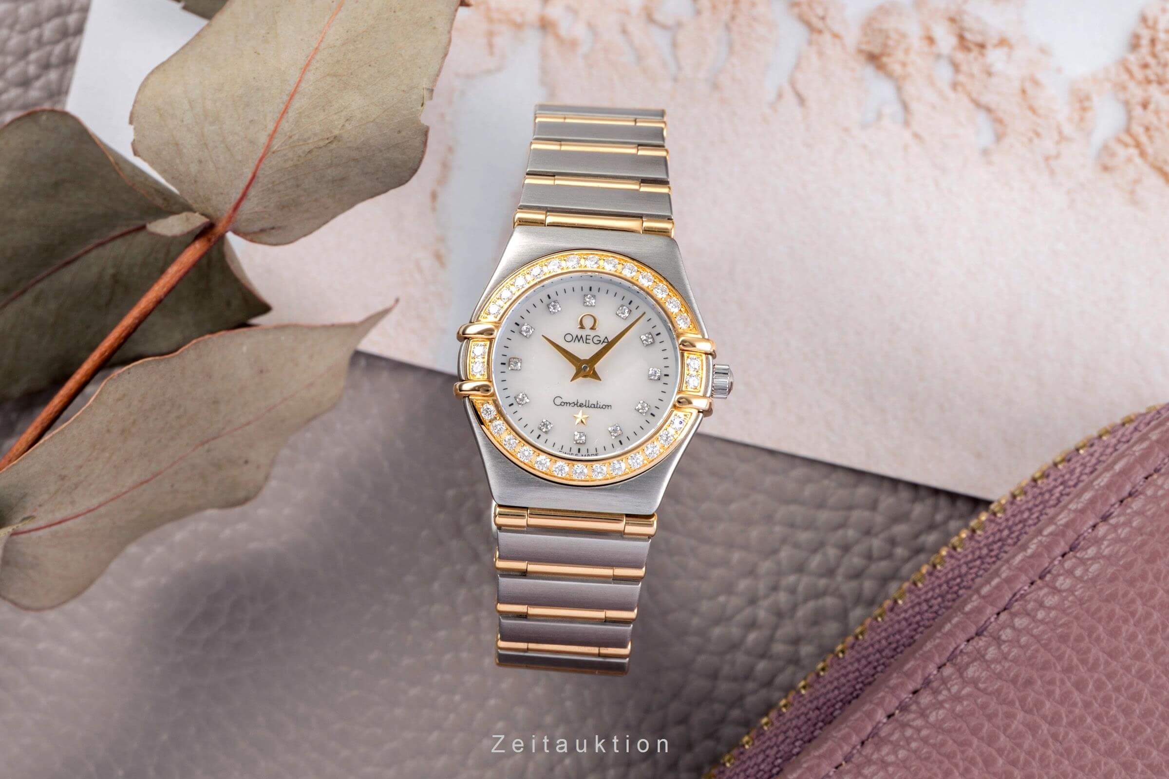 Omega Constellation steel / gold quartz Kal. 1456 Ref. 1365.75.00  | Zeitauktion