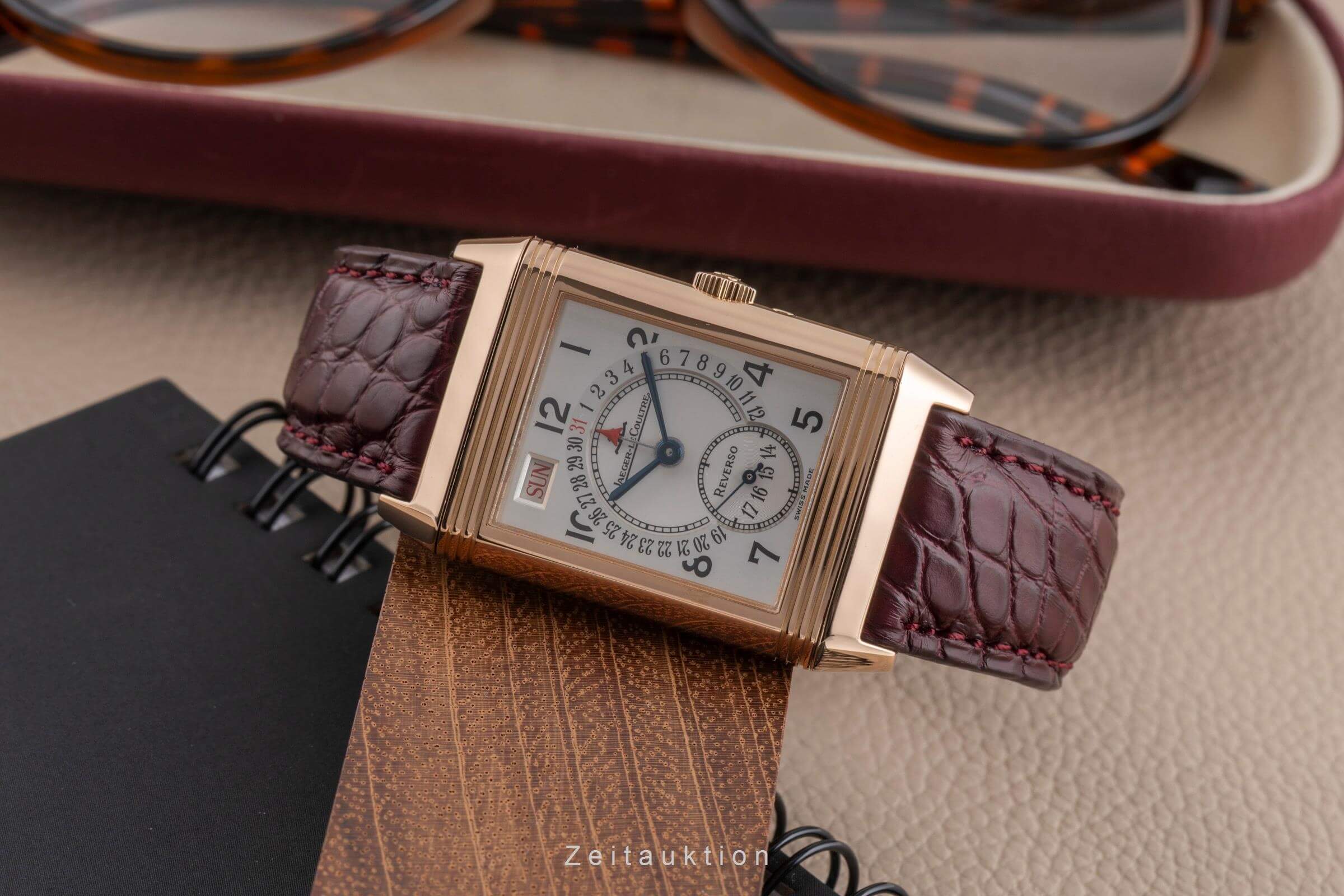 Jaeger-LeCoultre Reverso oro de 18 quilates cuerda manual Kal. 836 Ref. 270.2.36  | Zeitauktion