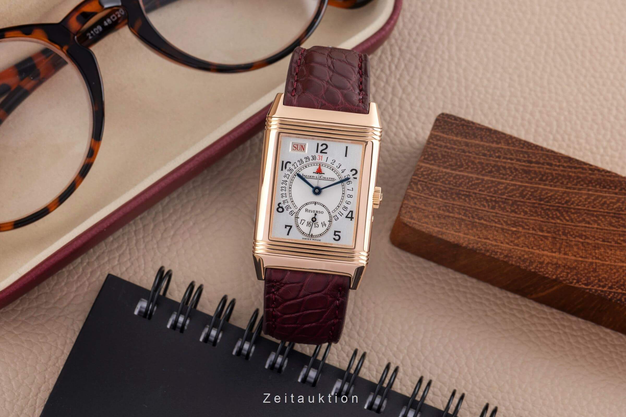 Jaeger-LeCoultre Reverso oro de 18 quilates cuerda manual Kal. 836 Ref. 270.2.36  | Zeitauktion