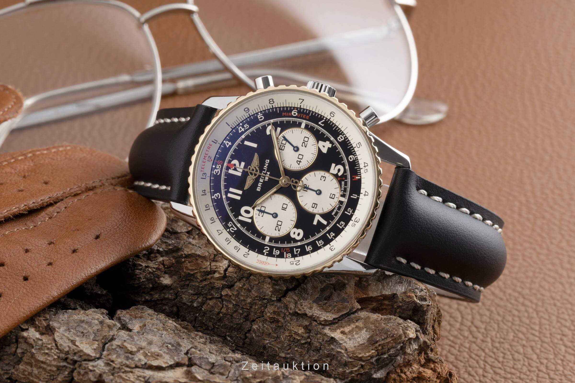 Breitling Navitimer chronograph steel / gold automatic Kal. B30 Ref. D30022  | Zeitauktion