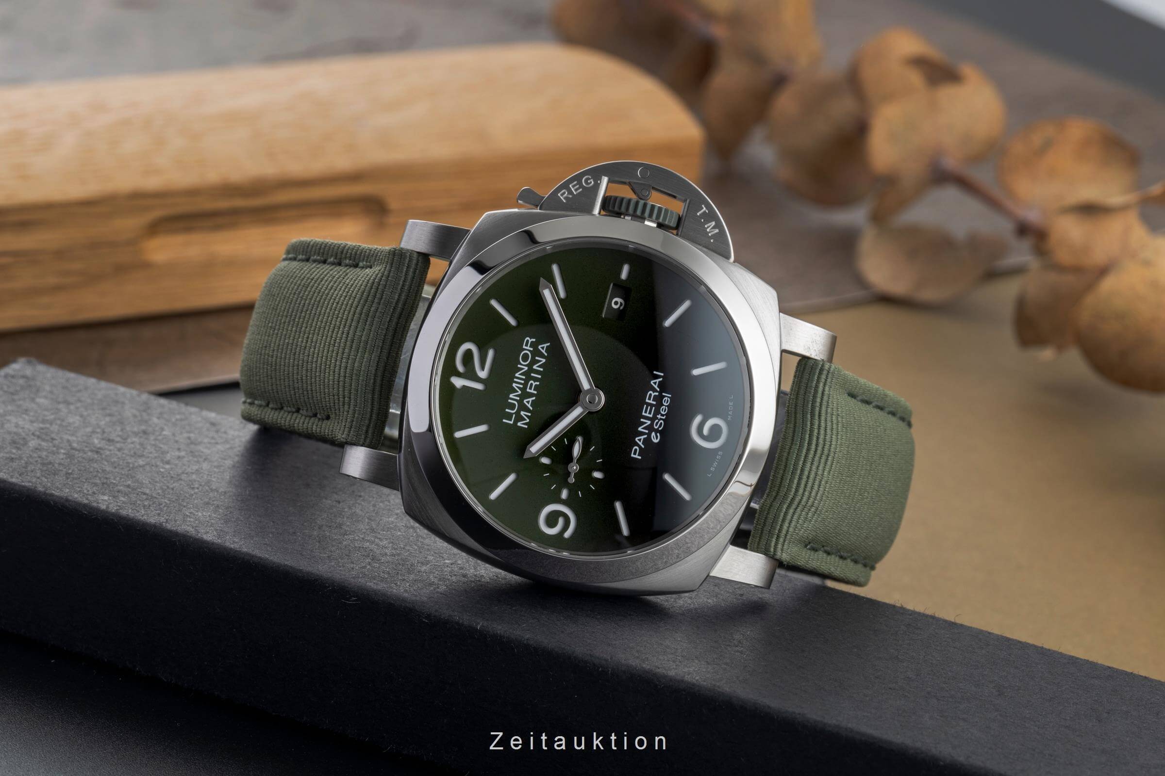 Panerai Luminor Marina steel automatic Kal. P.9010 Ref. PAM01356  | Zeitauktion