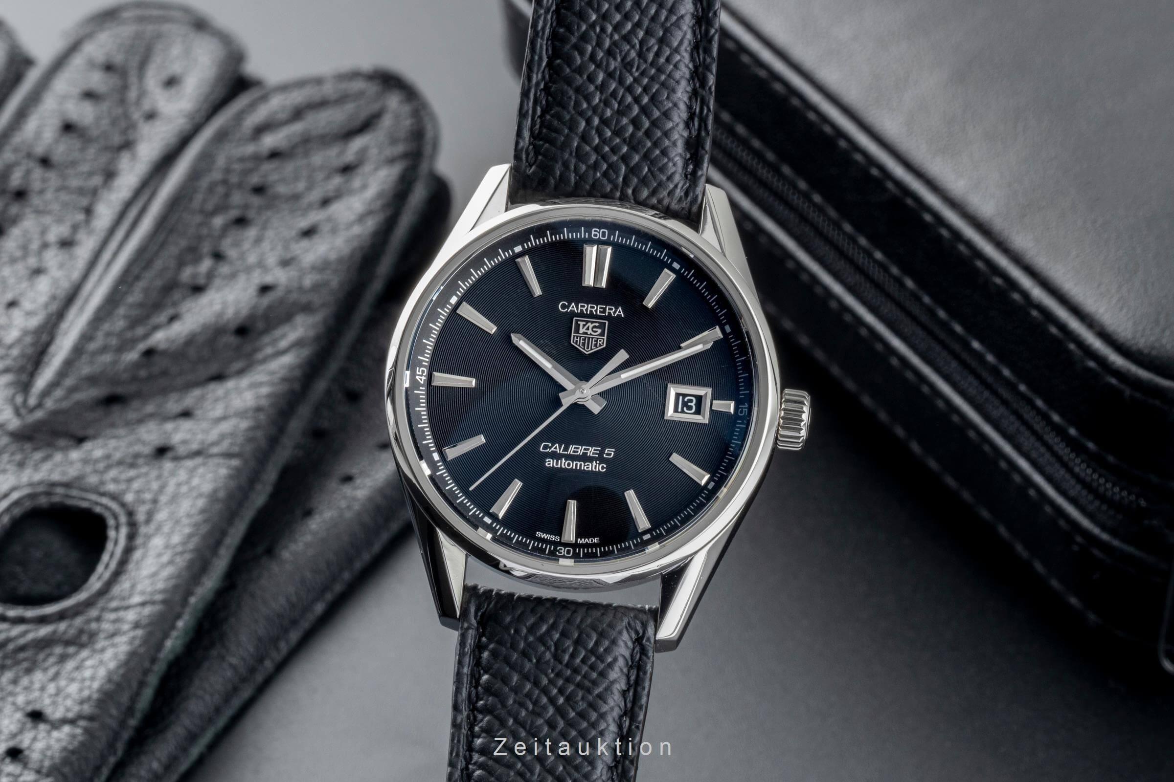 TAG Heuer WAR211A-1 カレラ キャリバー5 デイト 自動巻き