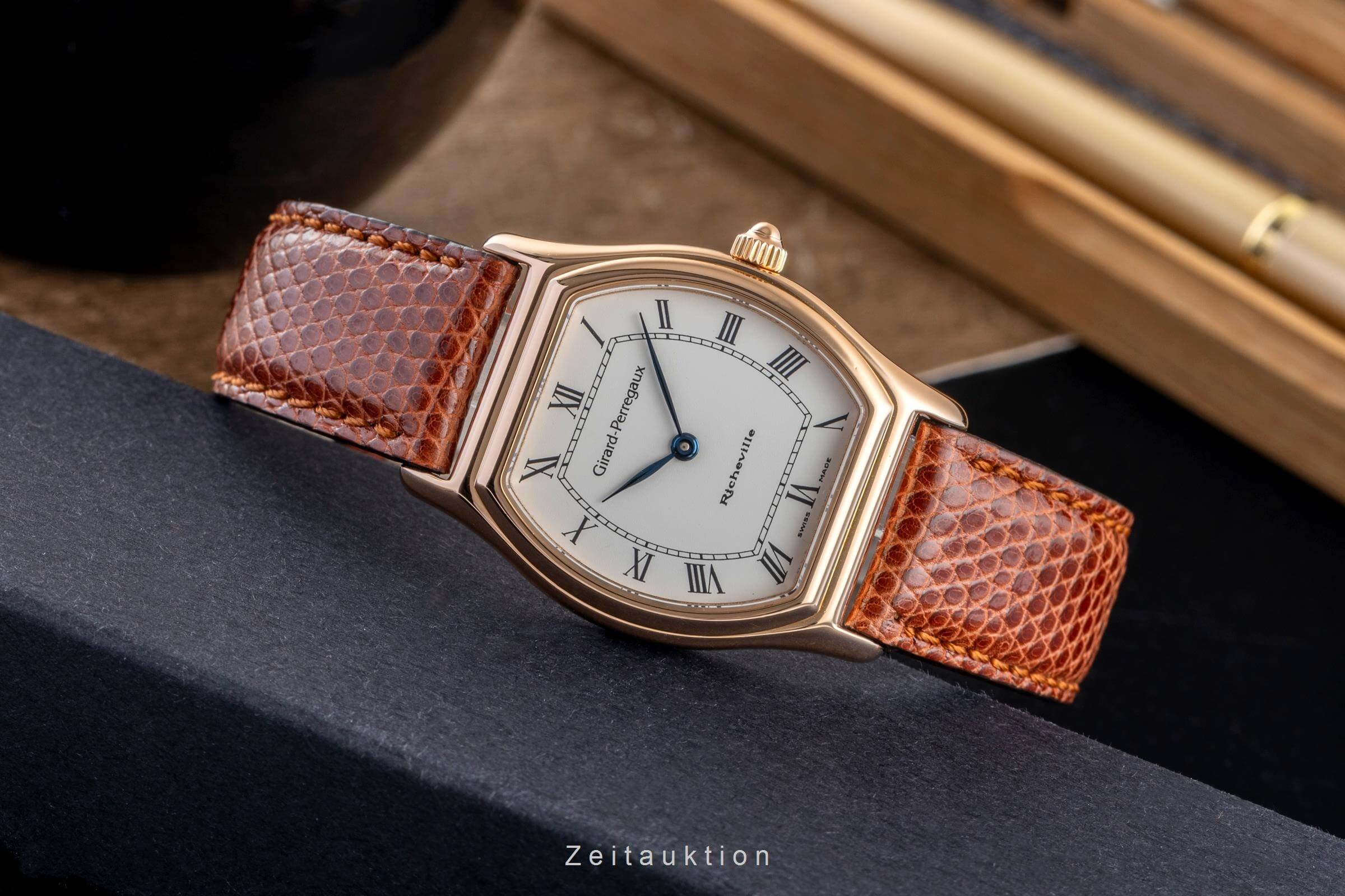 Girard Perregaux Richeville 18 ct red gold quartz Kal. 731-458 Ref. 2600  | Zeitauktion