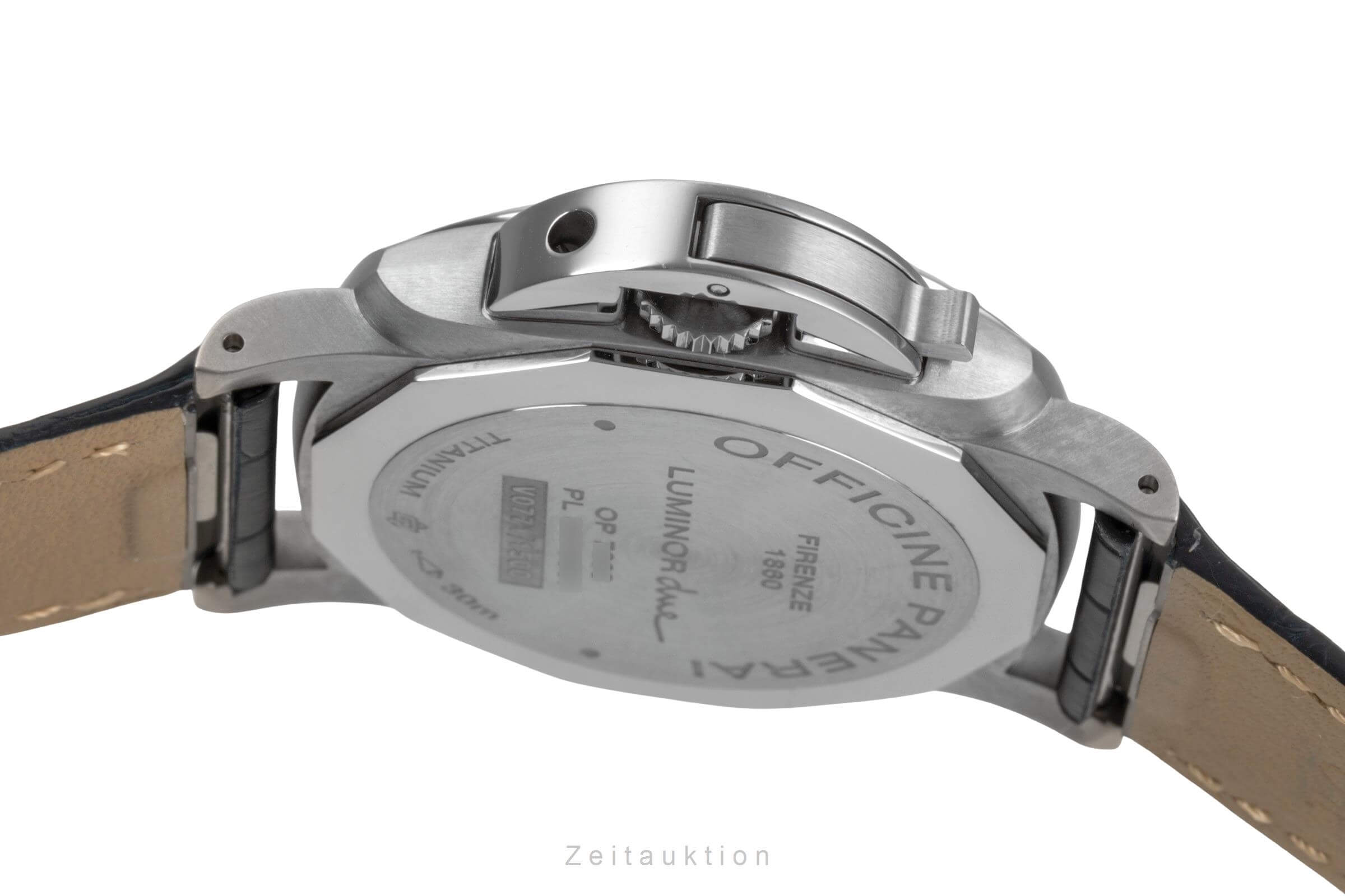 Panerai Luminor  titanium automatic Kal. P.900 Ref. PAM00926  | Zeitauktion
