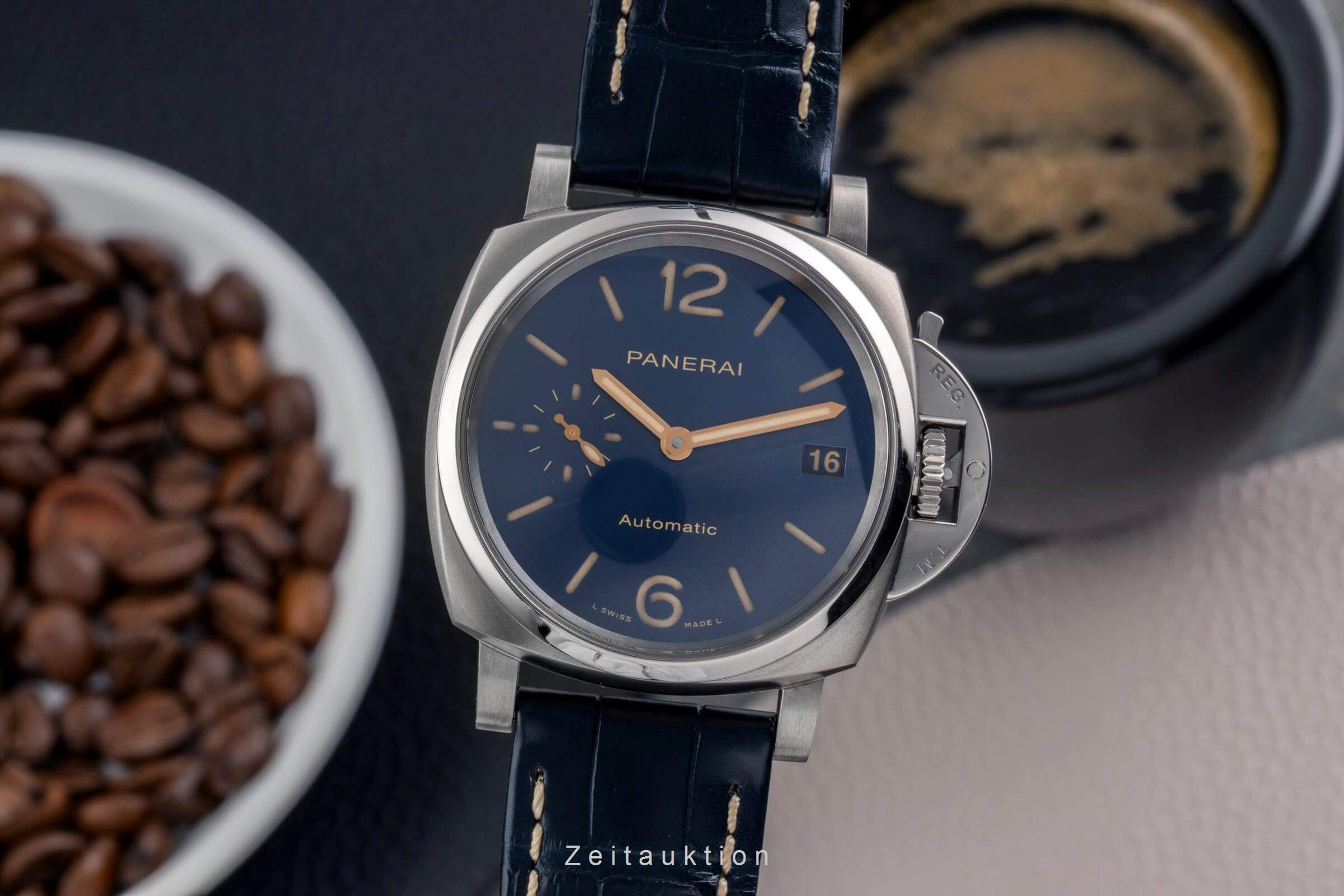 Panerai Luminor  titanium automatic Kal. P.900 Ref. PAM00926  | Zeitauktion