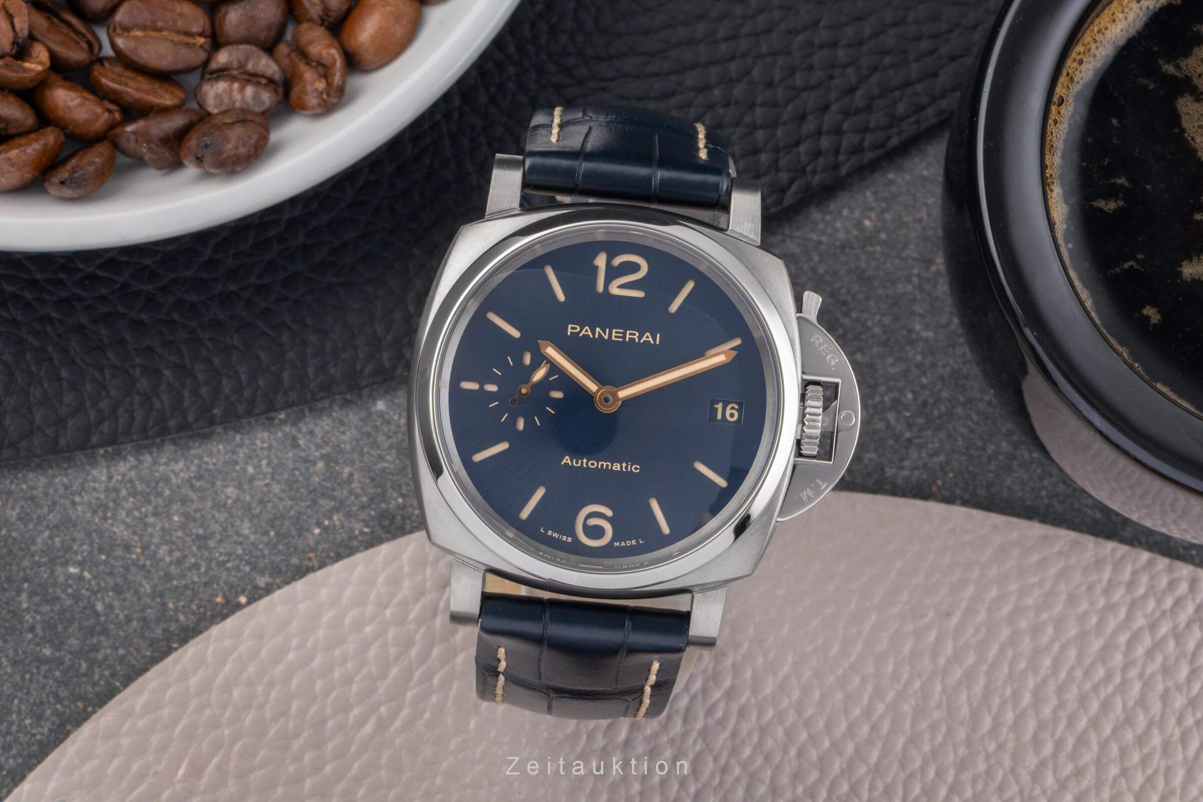 Panerai Luminor  titanium automatic Kal. P.900 Ref. PAM00926  | Zeitauktion